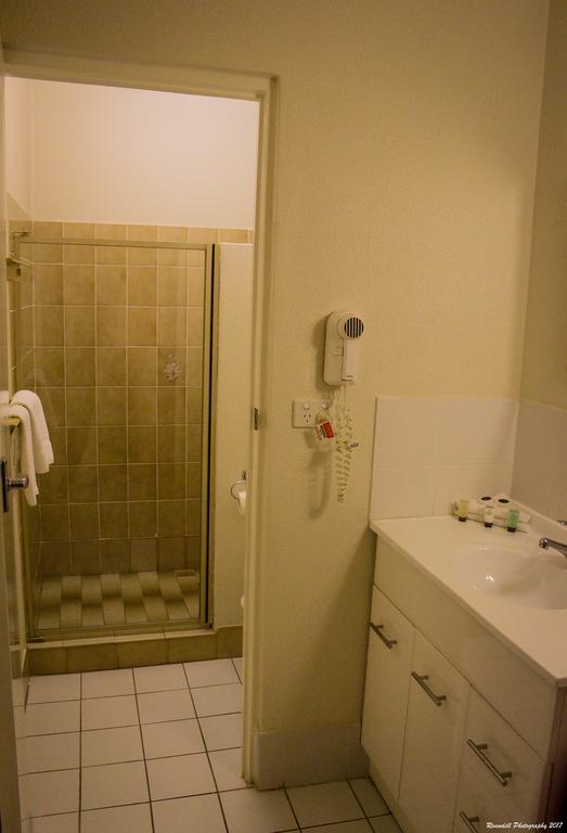 Motel Riverina Leeton Екстериор снимка